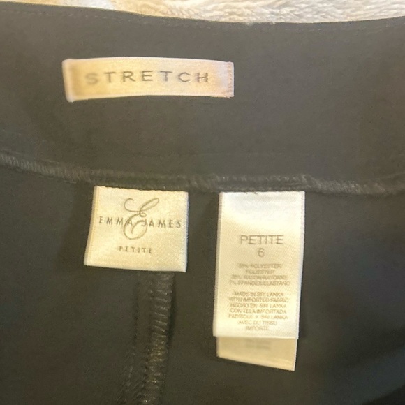 Emma James Woman’s Petite Stretch Black Flare Skirt,Size 6P - Picture 9 of 9